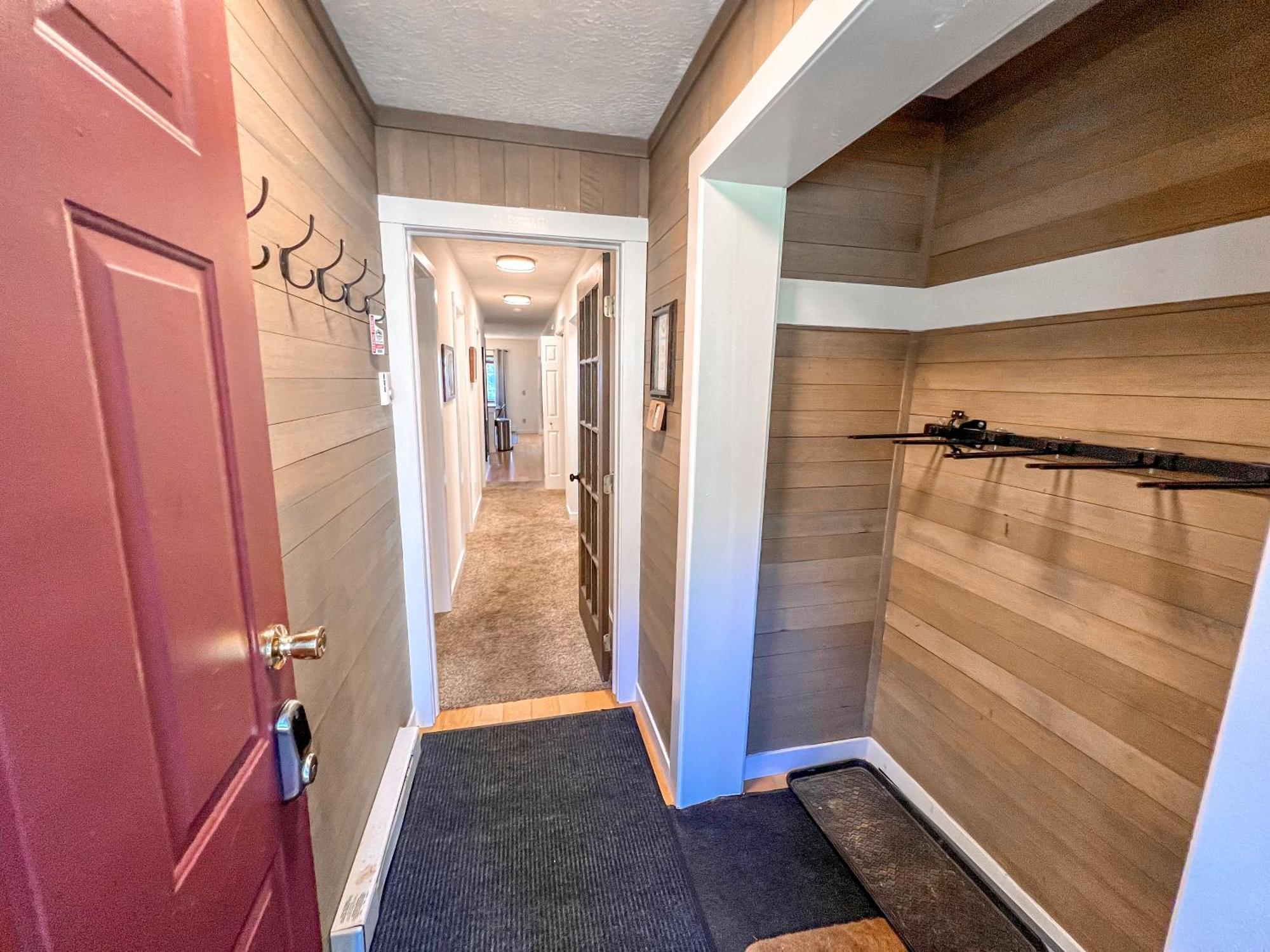 Remodeled Summit Condo At Snowshoe - Modern & Cozy Экстерьер фото