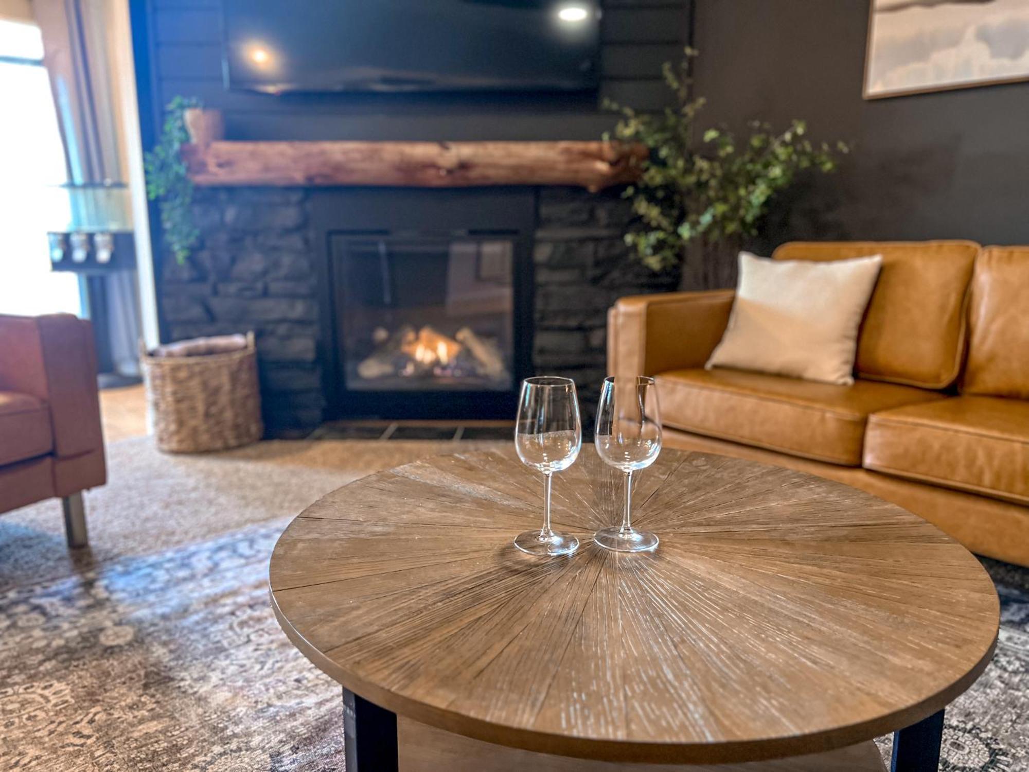 Remodeled Summit Condo At Snowshoe - Modern & Cozy Экстерьер фото